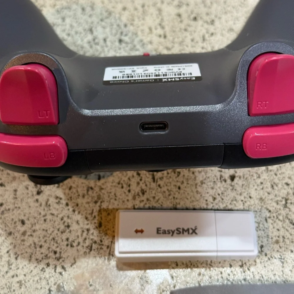 EasySMX X05 Wireless Controller for PC Switch iOS or Android - Black and Pink